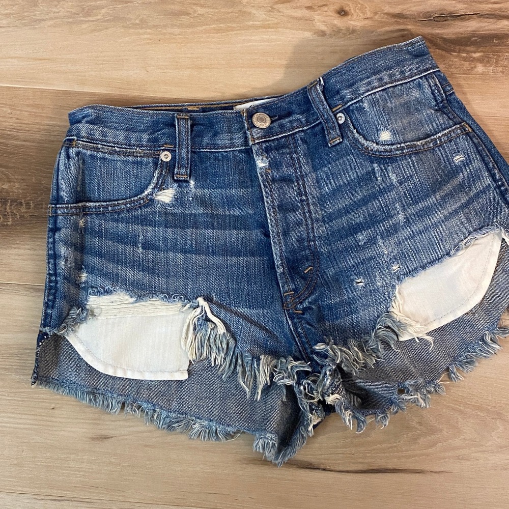 Abercrombie & Fitch Festival Denim Shorts High Rise Distressed Frayed Hem Sz 0 - Picture 2 of 8